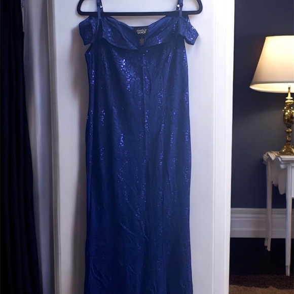 Blue Sequin Gown
Beautiful Dress Occasion 
#N071 - Picture 3 of 10
